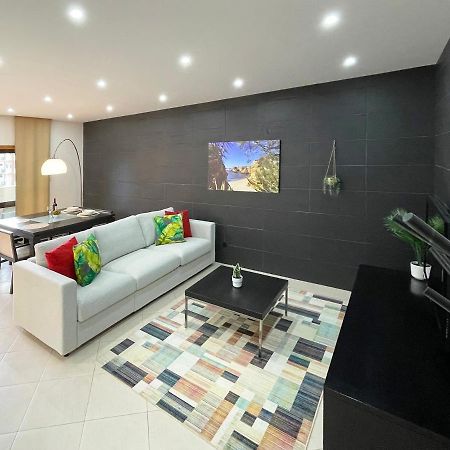 Sunset Lagos Apartment ภายนอก รูปภาพ