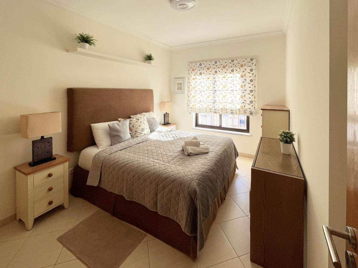 Sunset Lagos Apartment ภายนอก รูปภาพ