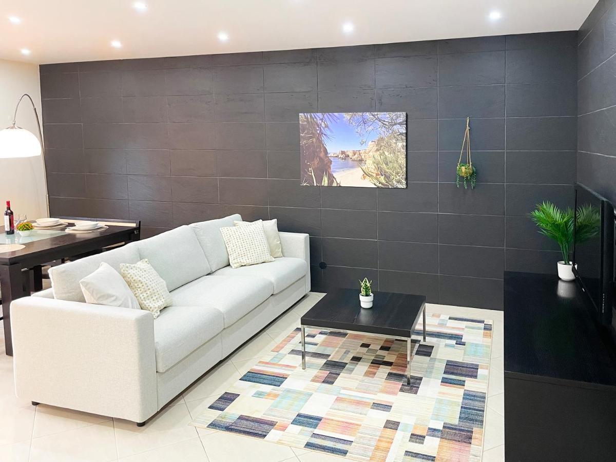 Sunset Lagos Apartment ภายนอก รูปภาพ