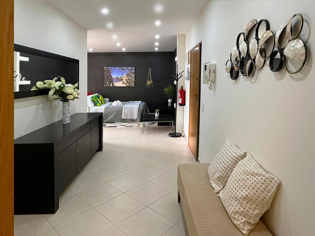 Sunset Lagos Apartment ภายนอก รูปภาพ