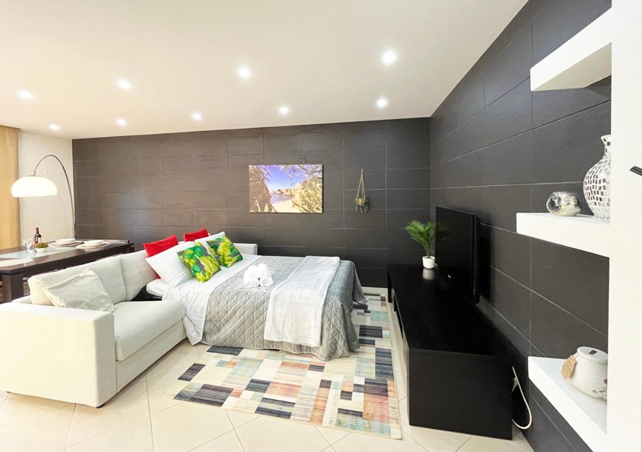 Sunset Lagos Apartment ภายนอก รูปภาพ
