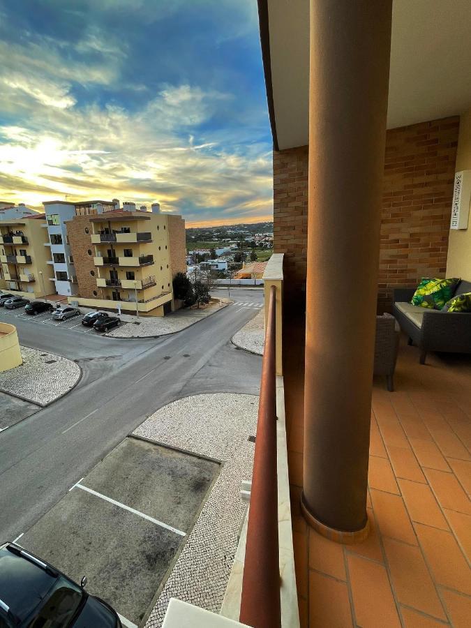 Sunset Lagos Apartment ภายนอก รูปภาพ