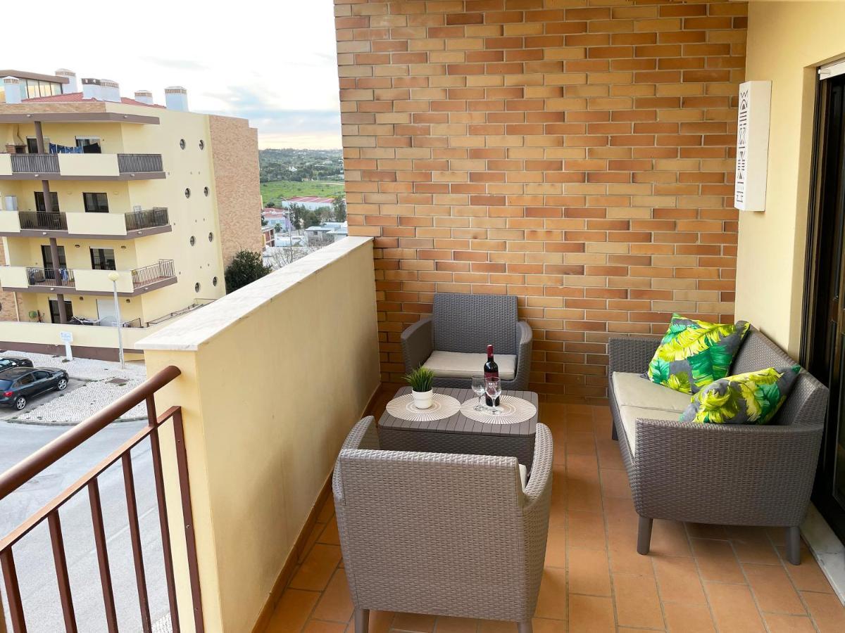 Sunset Lagos Apartment ภายนอก รูปภาพ